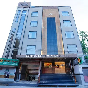https://hotel-dolphin-grand.hotels-varanasi.com